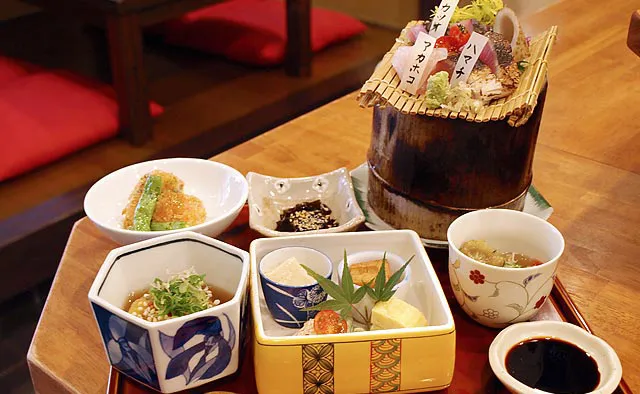 京の食材を目と舌で堪能できる創作和食店