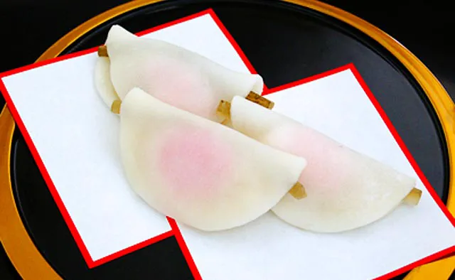 京の迎春用菓子の代表格「葩餅」