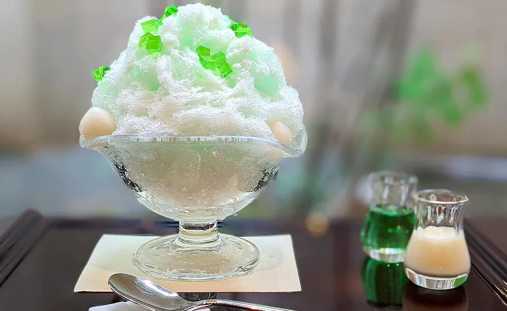 大極殿本舗：一番人気の「ミルクミントかき氷」は夏の名物