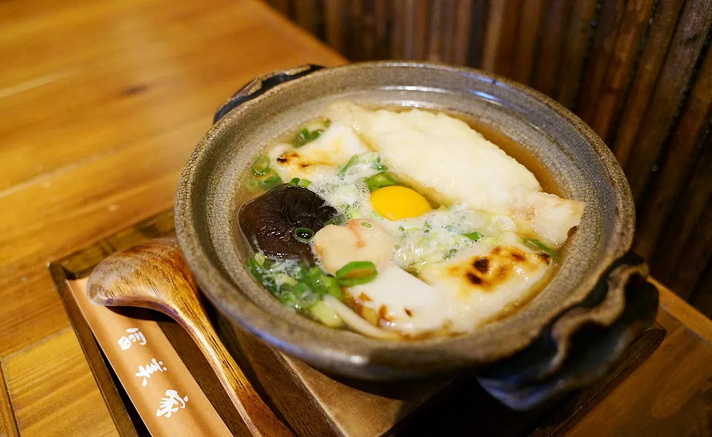 冨美家 錦店：60年以上愛される名物の鍋焼きうどん「冨美家鍋」