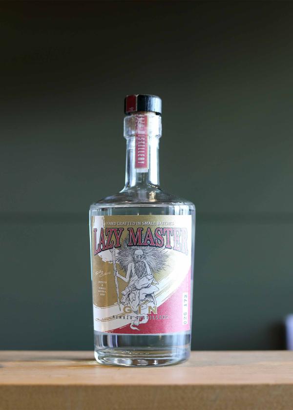 「沼津蒸留所」のクラフトジンづくりに触れる旅