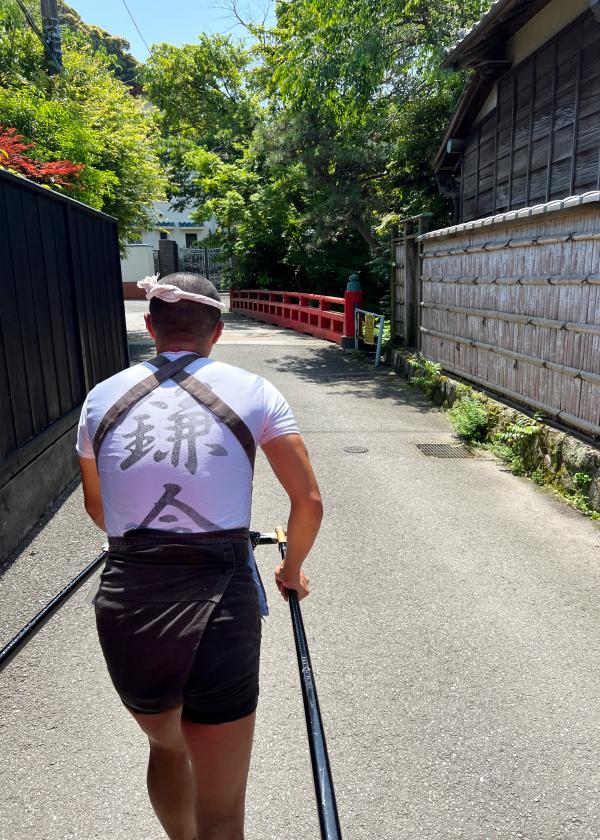 〈人力車〉で鎌倉の四季を駆け巡る。