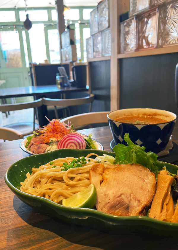 〈一閑人〉は鎌倉野菜を存分に味わえる唯一無二のラーメン屋さん。
