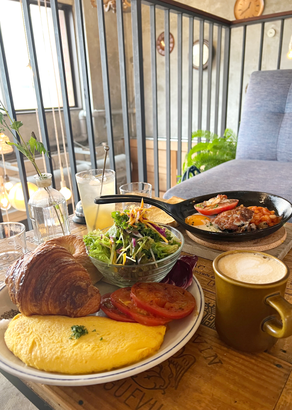 浅草〈Suke6 Diner（スケロク ダイナー）〉で、たまにはスペシャルなモーニングタイム。