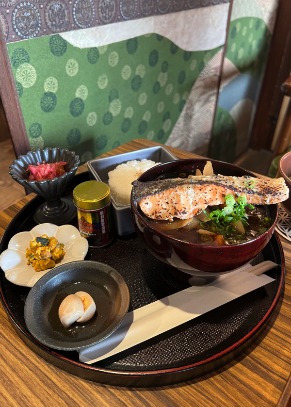 〈珈琲ぶりこ〉名古屋・大須商店街の一角に佇む古民家カフェで地元愛に溢れるランチを。