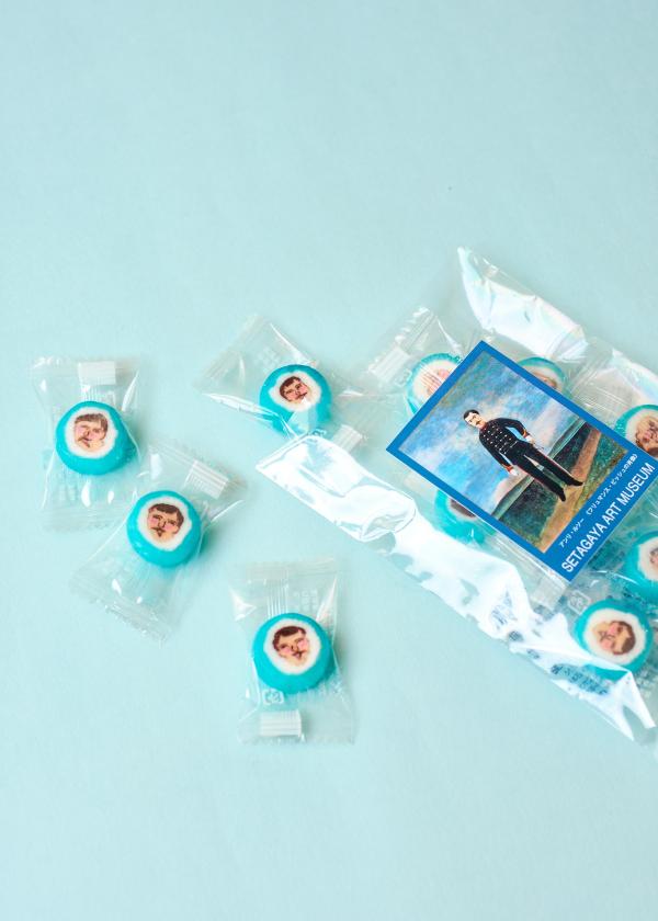 「世田谷美術館」のミュージアムショップで、アートと心を通わせる。