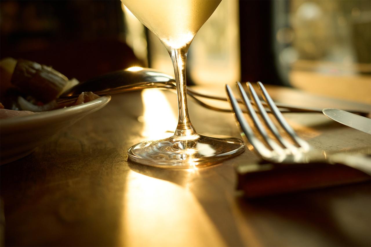 夕食時の1枚（写真提供：吉森慎之介）