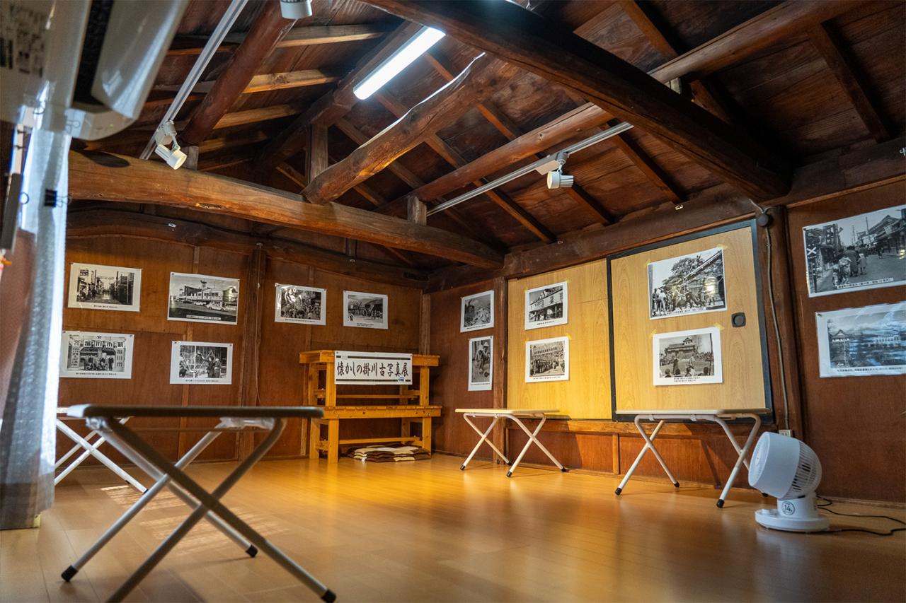 秘密基地のような雰囲気の2階スペース。