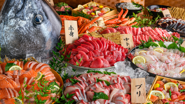 【新鮮魚介を好きなだけ！】豊洲 千客万来で楽しむ！海鮮バイキング